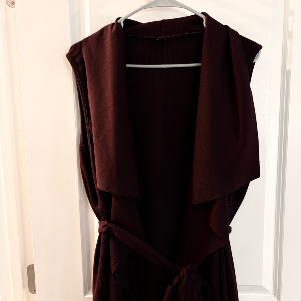 Elegant Burgundy Sleeveless Vest